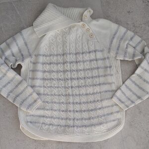 3/$15 Women's Sweater
